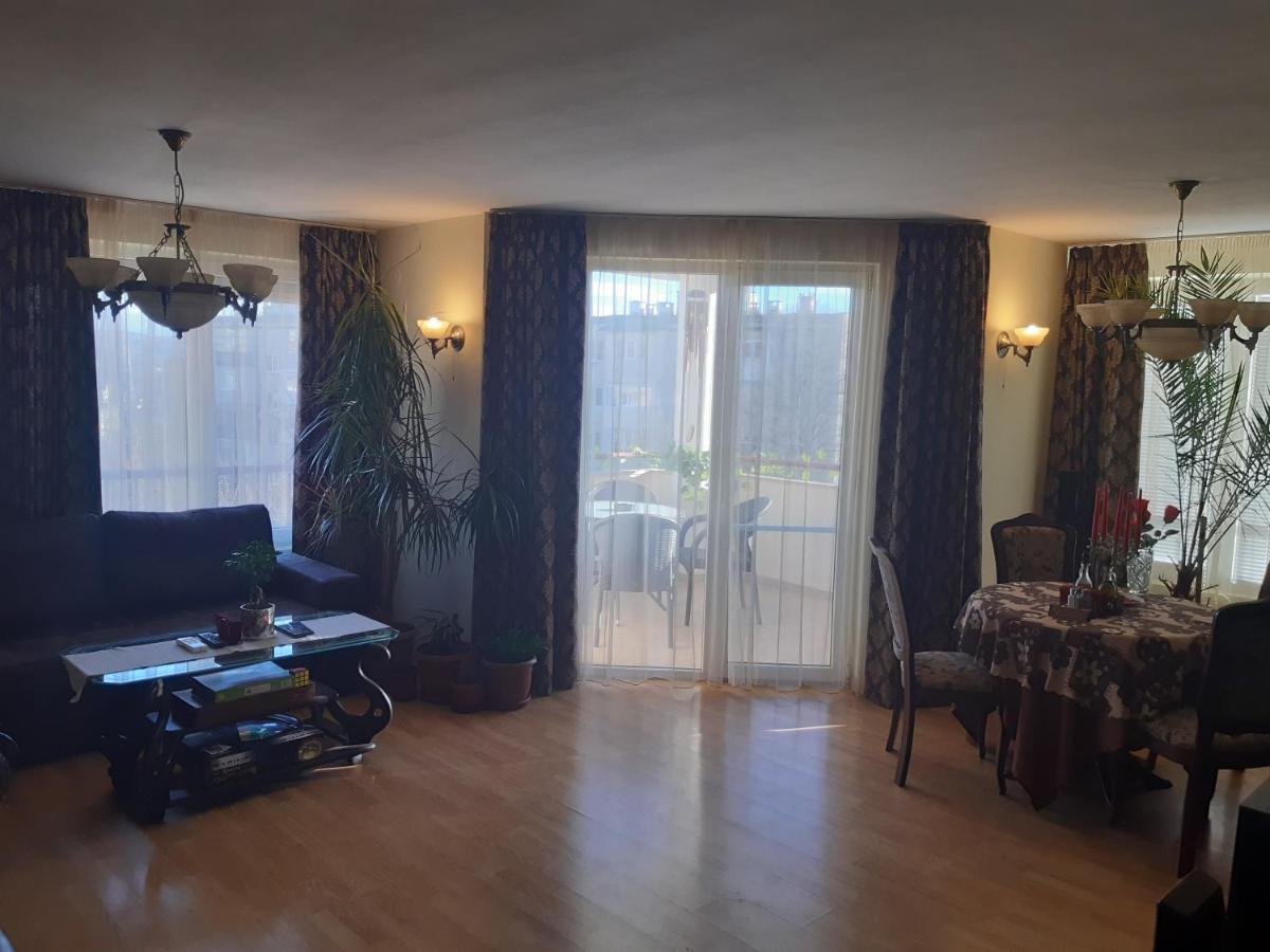 Ferienwohnung Nish 7 Weliko Tarnowo Exterior foto